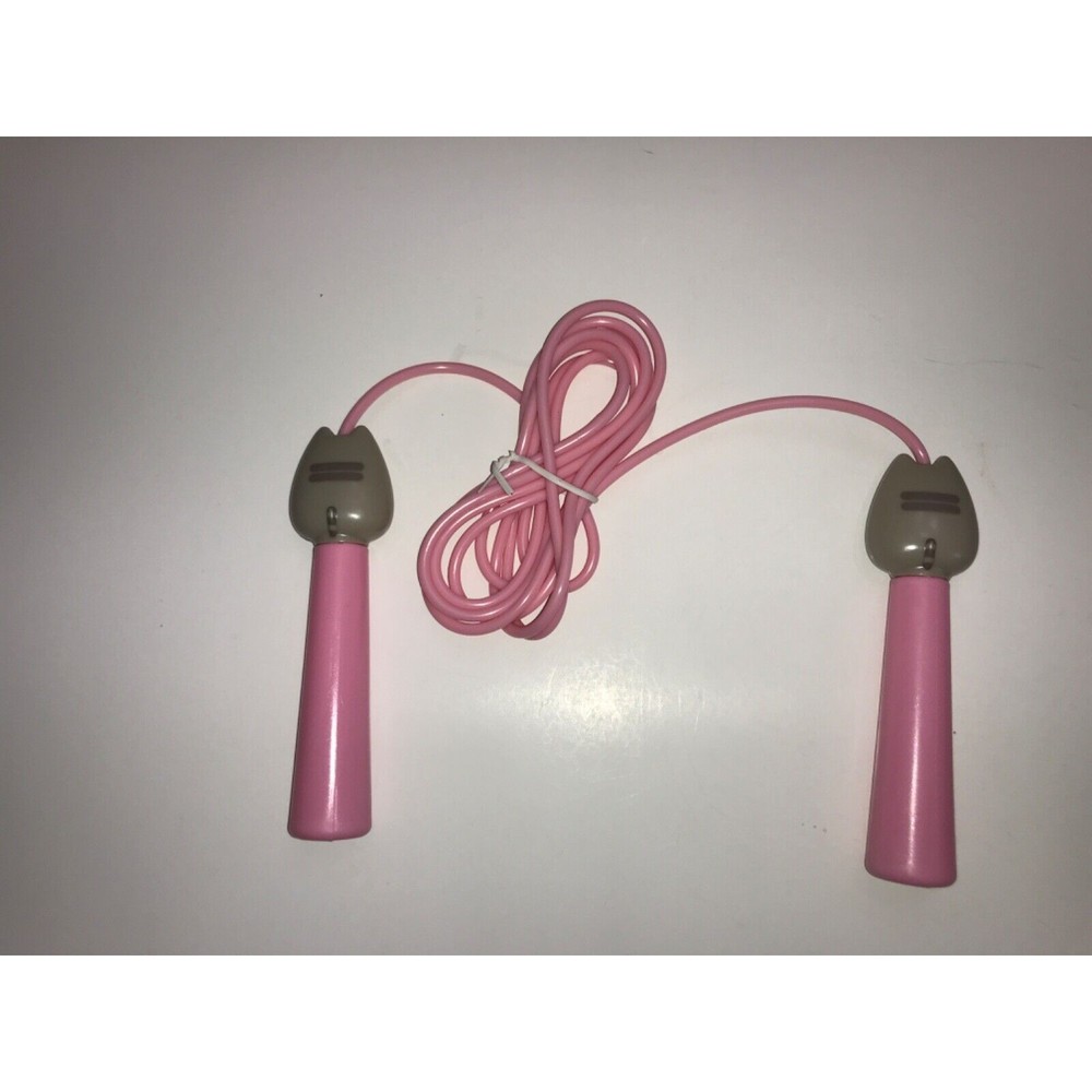 Pusheen Plastic Jump Rope from Pusheen Box Spring 2019